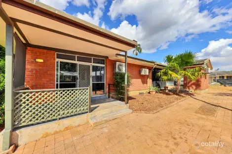 Property photo of 7 Menzies Court Gray NT 0830
