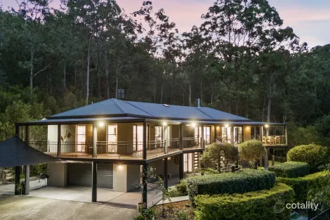 Property photo of 21 Lydford Close Bonogin QLD 4213