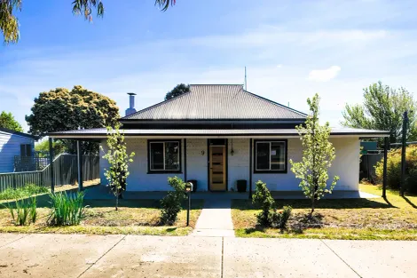 9 Warraderry St, Grenfell, NSW 2810
