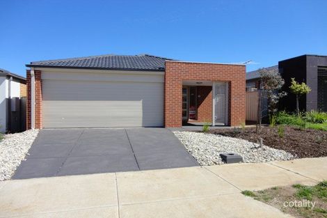 8 Fantail Way, Brookfield, VIC 3338