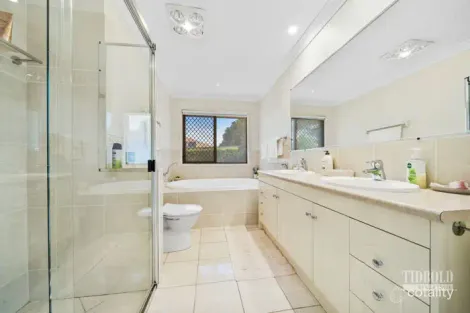 Property photo of 14 Lowe Circuit Redland Bay QLD 4165