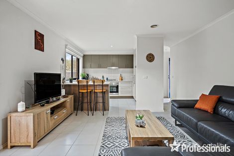 Property photo of 2/5 Gray Court Mooroolbark VIC 3138