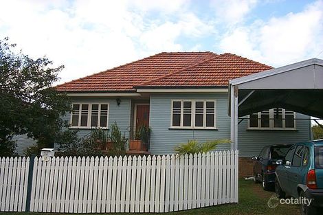 10 Goolara St, Cannon Hill, QLD 4170