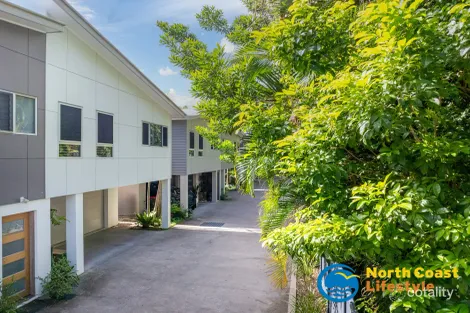 2/6 Canowindra Ct, South Golden Beach, NSW 2483