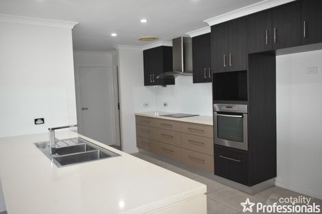 Property photo of 10 Cinnamon Drive Glenella QLD 4740