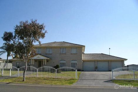 84 Swan Cct, Green Valley, NSW 2168