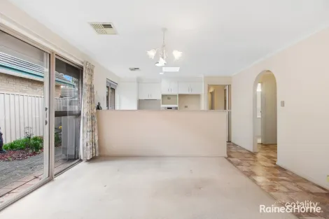 Property photo of 36 Epsilon Close Woodcroft SA 5162