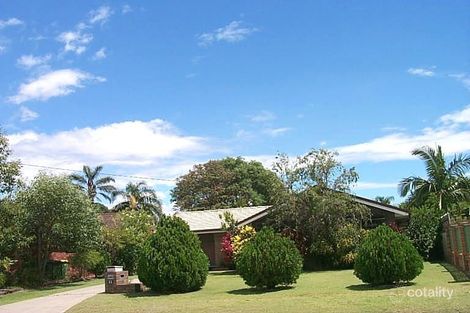 31 Runaway Bay Ave, Runaway Bay, QLD 4216