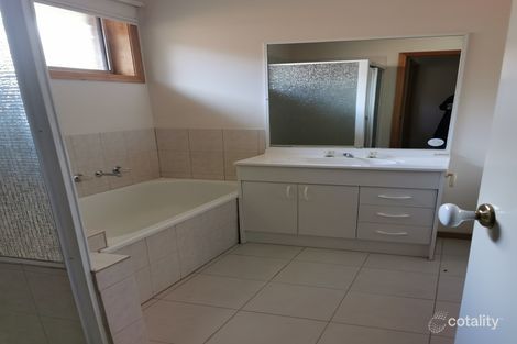 Property photo of 11/37 King Street Pakenham VIC 3810
