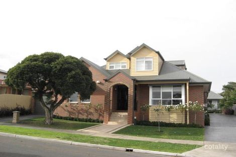 2/138 Ogilvie St, Essendon, VIC 3040