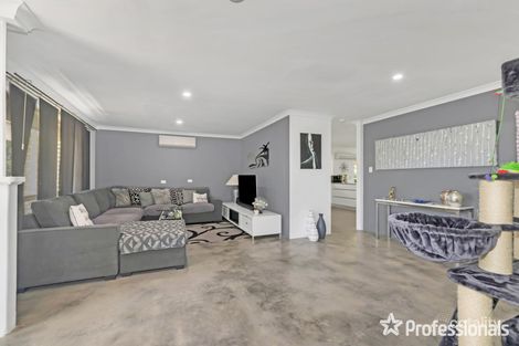 Property photo of 3 Macau Place Warnbro WA 6169