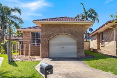 Property photo of 2/7 Marvin Close Lake Munmorah NSW 2259