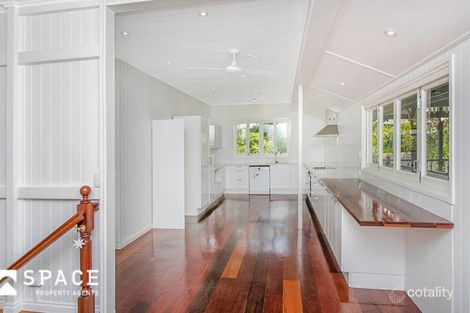 Property photo of 11 Rockbourne Terrace Paddington QLD 4064