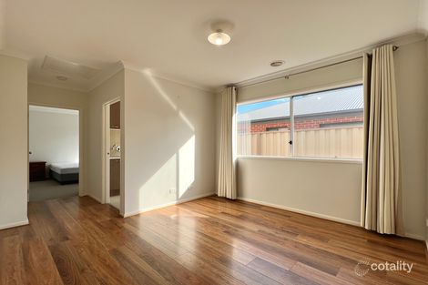Property photo of 30 Willowtree Drive Pakenham VIC 3810