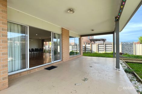 Property photo of 30 Willowtree Drive Pakenham VIC 3810
