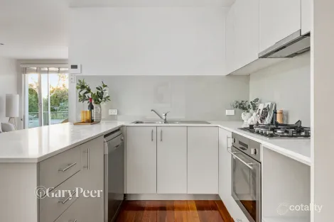 Property photo of 10/2 Egerton Road Armadale VIC 3143