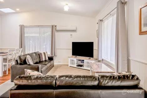 Property photo of 2/20 Gavan Street Bright VIC 3741