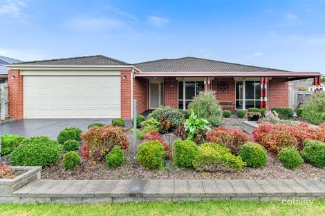 Property photo of 10 Sapphire Mews Skye VIC 3977