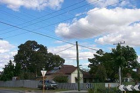 Property photo of 237 Wharf Street Queens Park WA 6107