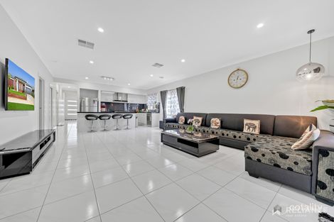 Property photo of 18 Edmonton Avenue Truganina VIC 3029