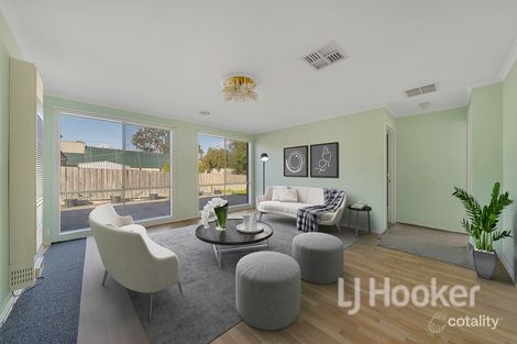 Property photo of 10 Botanical Grove Doveton VIC 3177