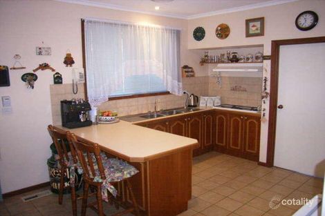 Property photo of 118 Garden Grove Drive Mill Park VIC 3082