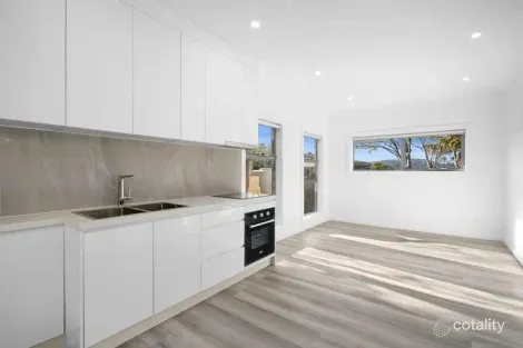 Property photo of 17 Katrina Avenue Mona Vale NSW 2103