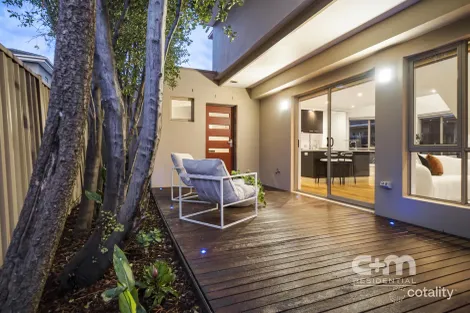 Property photo of 2/21 Hazel Grove Pascoe Vale VIC 3044