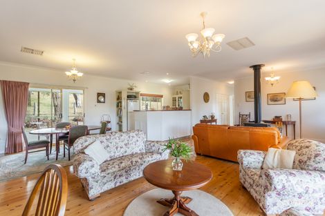 Property photo of 142 Valewood Road Geham QLD 4352