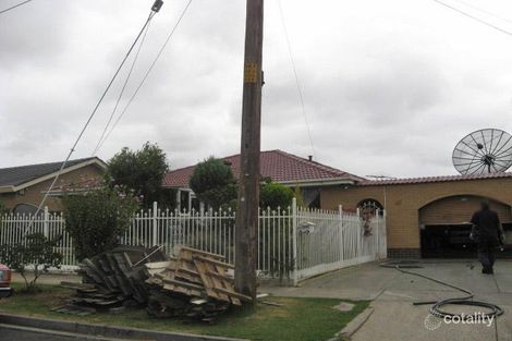 Property photo of 36 Robyn Avenue Albanvale VIC 3021