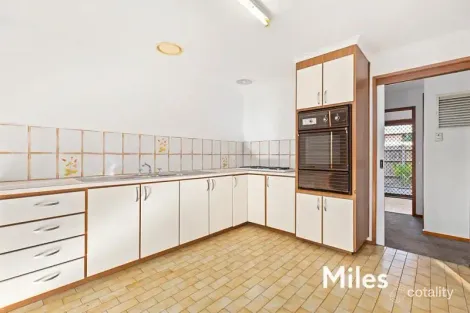 Property photo of 1/12 Linden Avenue Ivanhoe VIC 3079