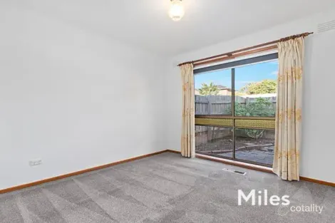 Property photo of 1/12 Linden Avenue Ivanhoe VIC 3079