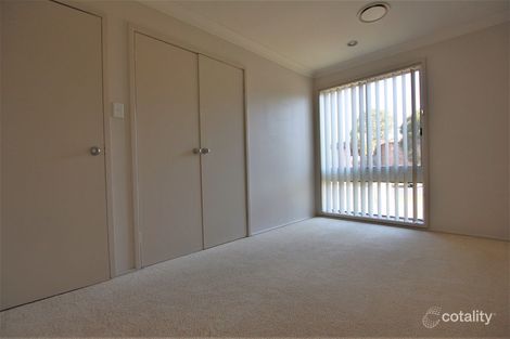 Property photo of 8 Danube Crescent Kearns NSW 2558