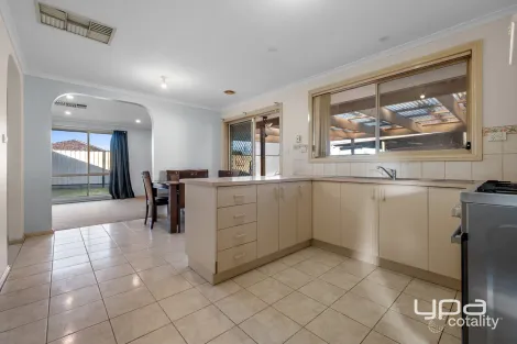 Property photo of 3 Carter Road Melton VIC 3337