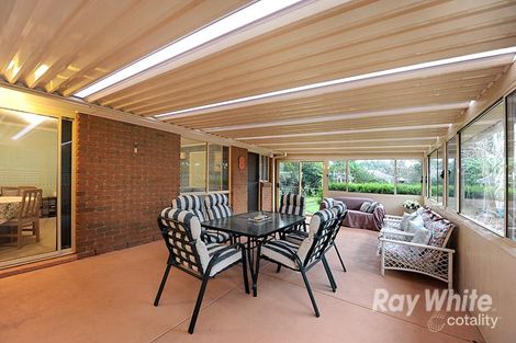 Property photo of 5 Lexcen Close Berwick VIC 3806