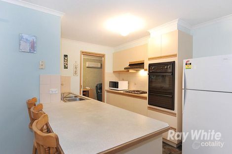 Property photo of 5 Lexcen Close Berwick VIC 3806