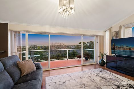 Property photo of 30 Roscommon Crescent Killarney Heights NSW 2087
