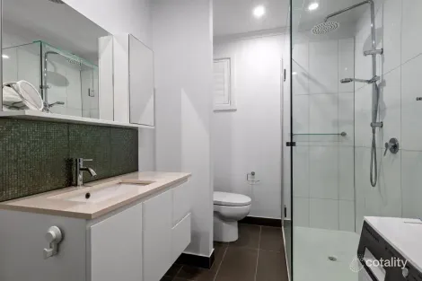 Property photo of 2/14-16 Hampton Road Essendon West VIC 3040