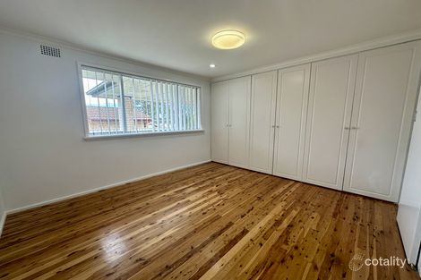 Property photo of 2 Teviot Place St Andrews NSW 2566