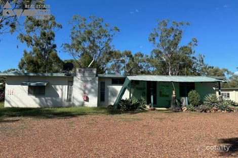 4 Village Rd, Willows, QLD 4702