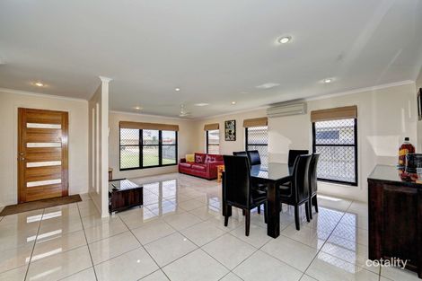Property photo of 19 Clearview Avenue Thabeban QLD 4670