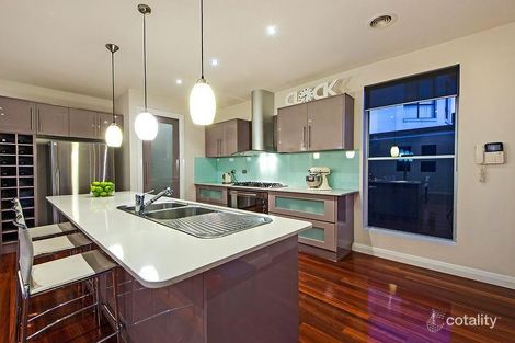 Property photo of 42 Cambridge Crescent Taylors Lakes VIC 3038