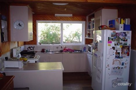 Property photo of 10 Curtis Court Cranbourne VIC 3977
