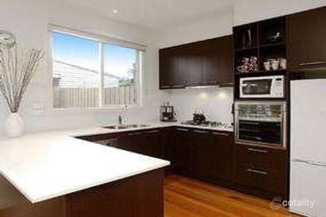 Property photo of 2 Dalveen Road Ivanhoe VIC 3079