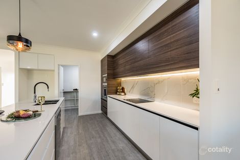 Property photo of 4 Yates Court Kepnock QLD 4670