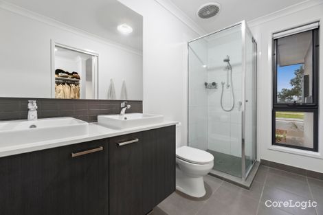 Property photo of 39 Connect Way Mount Duneed VIC 3217