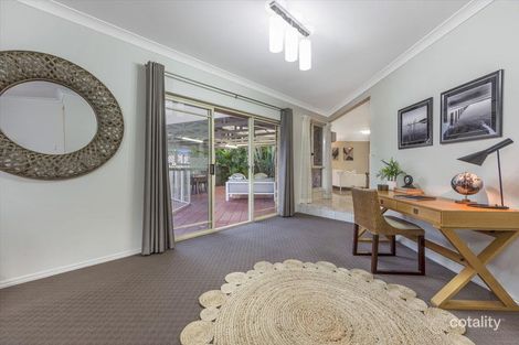 Property photo of 4 Byzance Close Eight Mile Plains QLD 4113