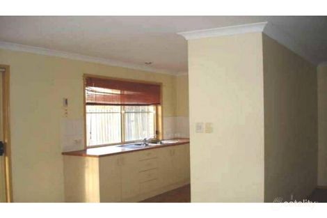 Property photo of 4 Saale Court Meadowbrook QLD 4131