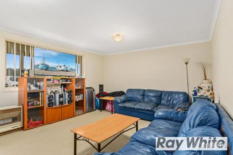 Property photo of 1/13 Munduran Close Albion Park NSW 2527