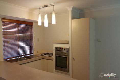 Property photo of 32 Argyle Place Yangebup WA 6164